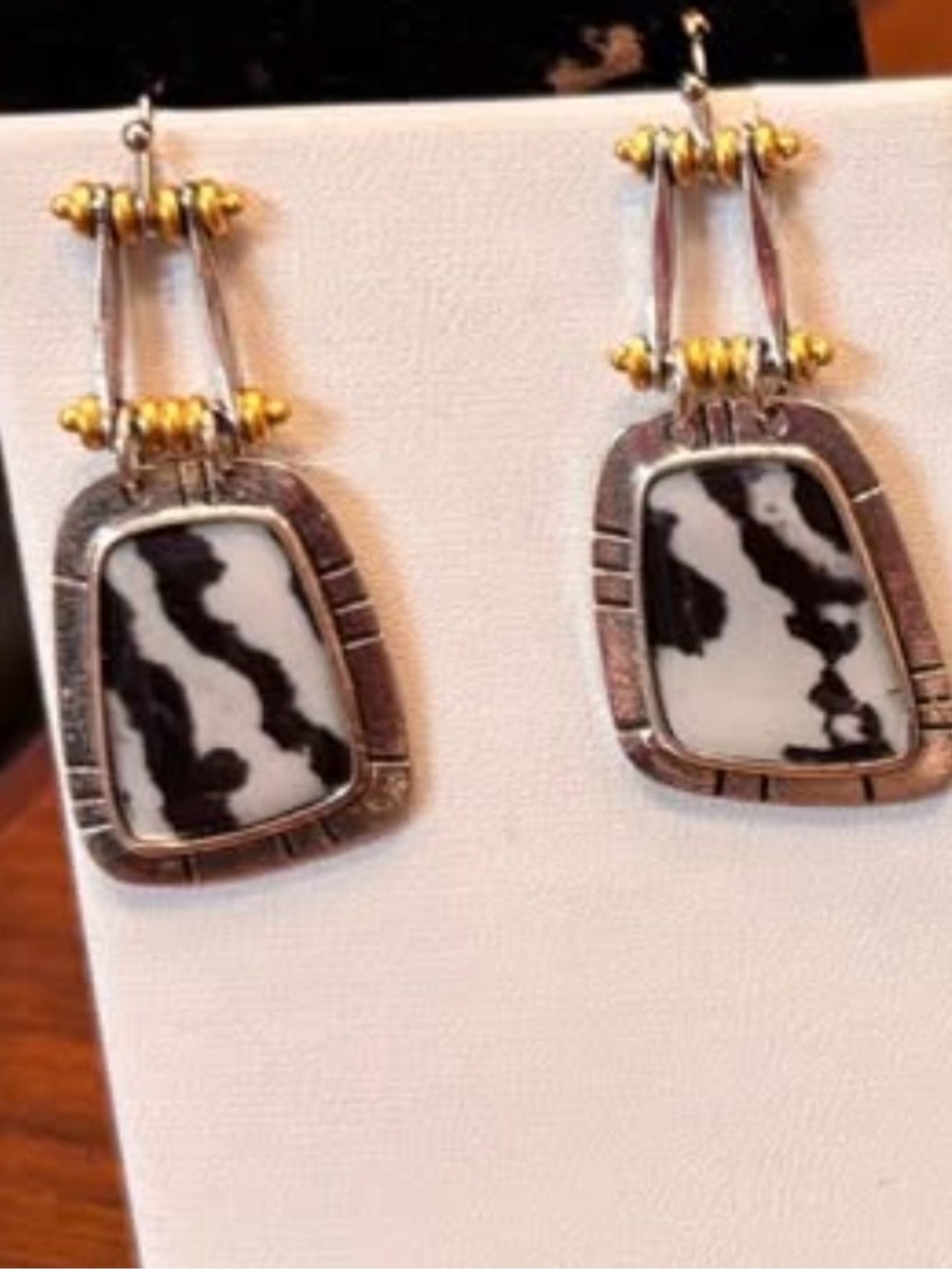 New Black & White Patterned Stone Drop Earrings - Women Jewelry